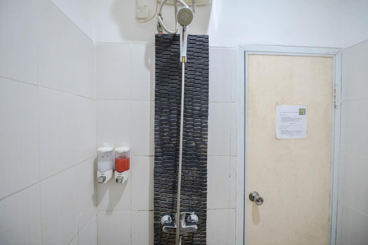 红色伙伴青苹果公寓 雅加达 外观 照片